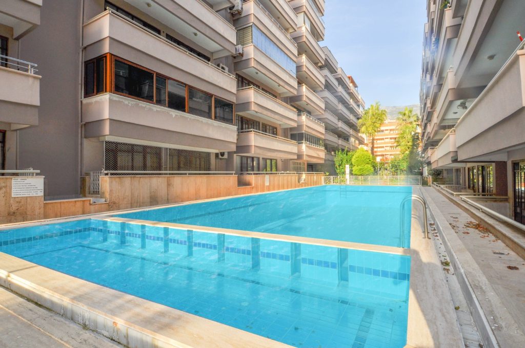 Wohnung zu verkaufen Mahmutlar Alanya | Erste Reihe zum Meer 2+1 – 68.500 €