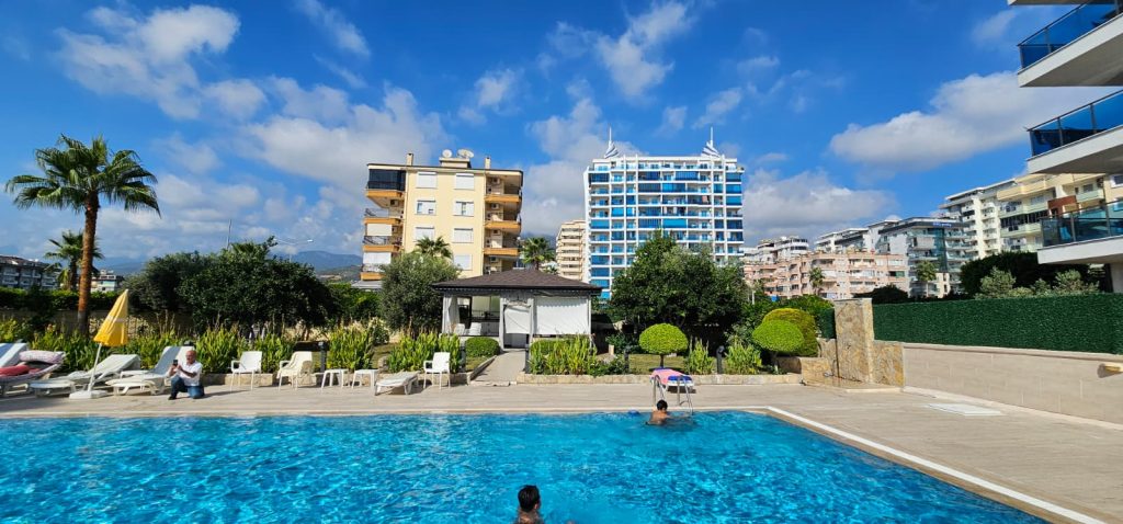 Wohnung direkt am Meer zu verkaufen in Mahmutlar, Alanya – Nur 20 m zum Strand