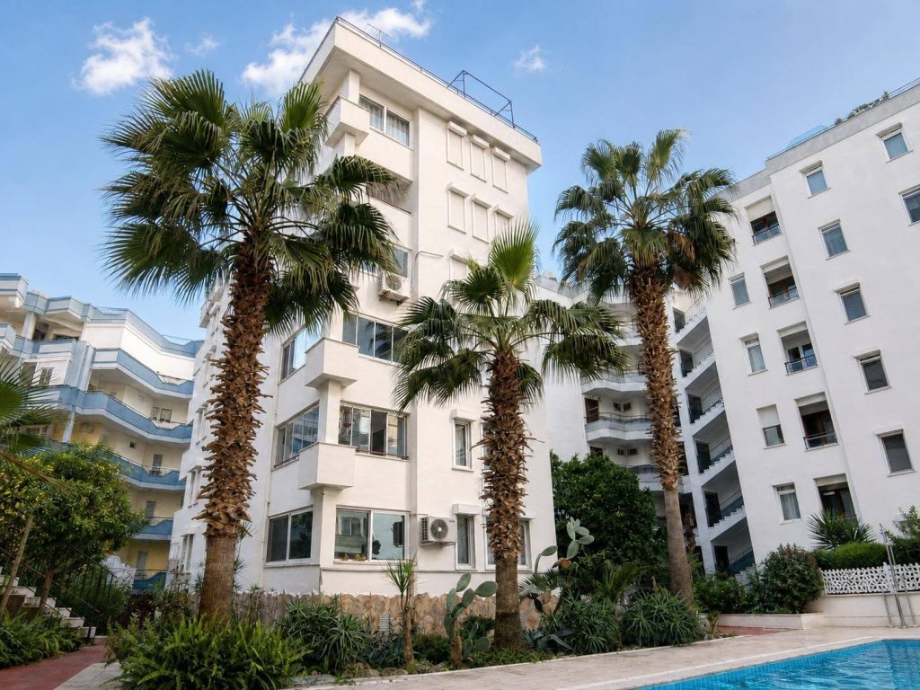 Wohnung in Mahmutlar, Alanya zu verkaufen – 2+1, möbliert und nur 150 m vom Meer